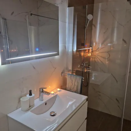 Duje Toni Apartmán Makarská