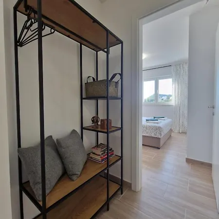 Apartament Duje Toni *