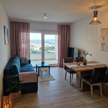 Duje Toni * Makarska